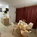 Flora Vendeghaz A Balatonnal Lovas