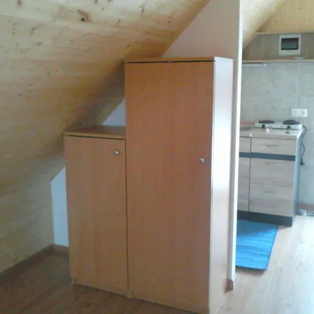 Apartament Flora Vendeghaz A Balatonnal