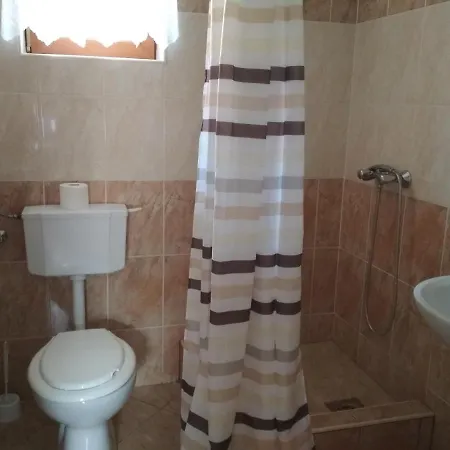Apartament Flora Vendeghaz A Balatonnal