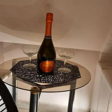 Flora Vendeghaz A Balatonnal Διαμέρισμα *