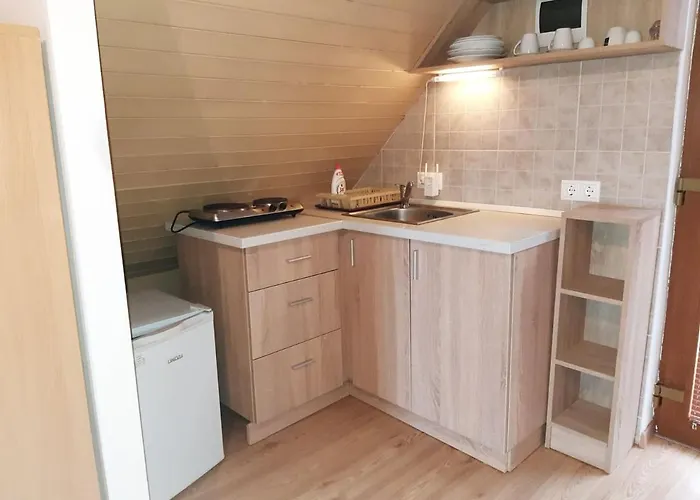 Flóra A Balatonnál * Lovas