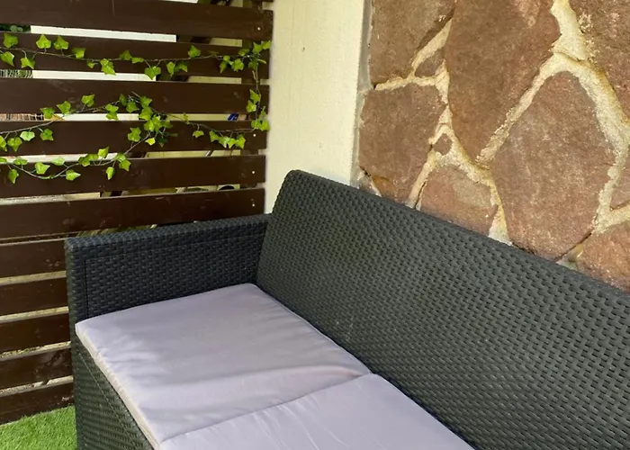 Flora Vendeghaz A Balatonnal Appartement Lovas