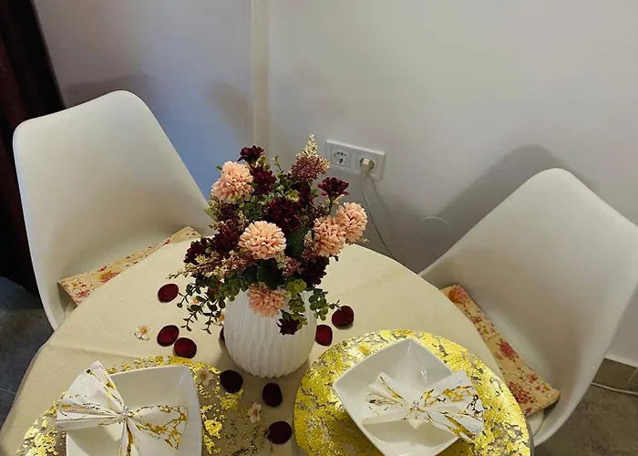 Flóra A Balatonnál Appartement Lovas