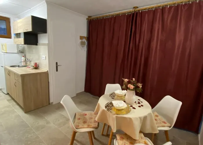 Flóra A Balatonnál Lovas